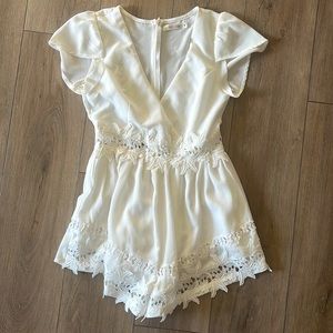 Hello Molly Summer White Romper 🤍